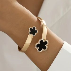 18K Gold Plated Rhinestones Adjustable Bracelet